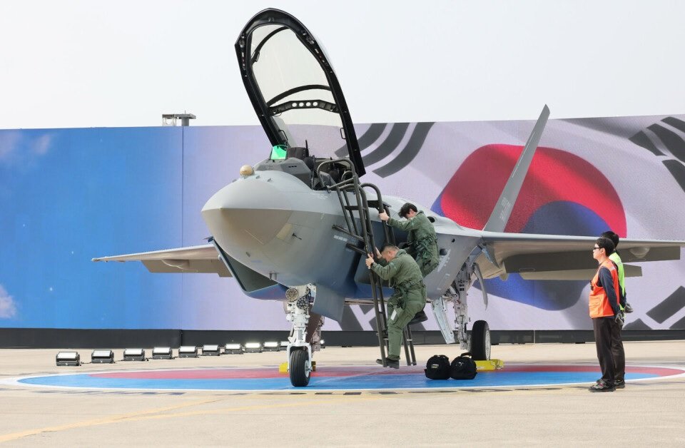 South Korea Delivers First Production KF-21 Boramae Fighter to Air Force