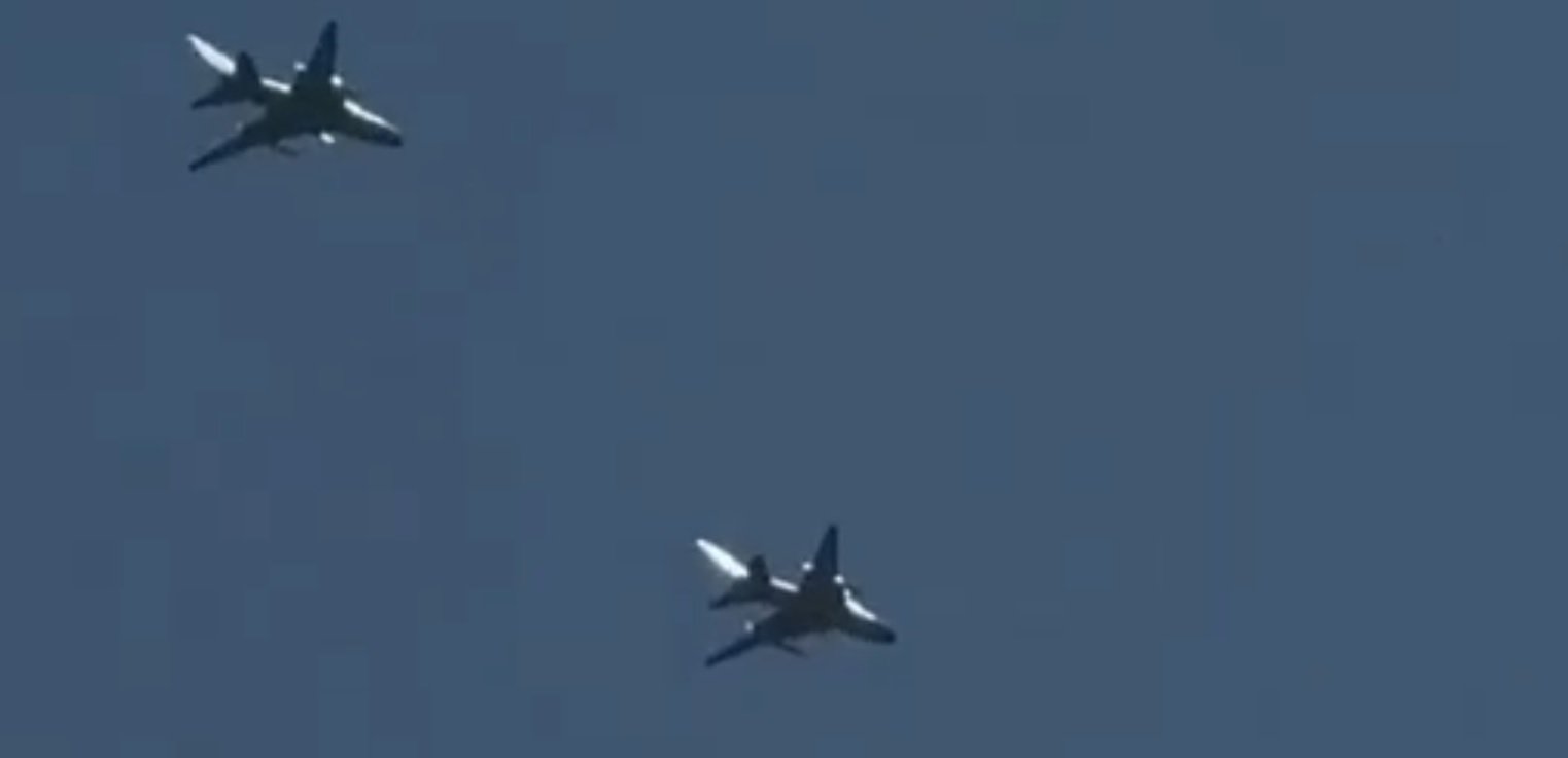 Syrian Air Force Conducts Training Flights With Two Restored Su-22 Fighter-Bombers Over Northern Syria