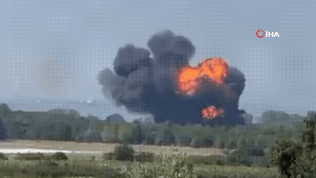 Turkish F-16 Crashes During Training Flight in Yalova; Pilot Survives