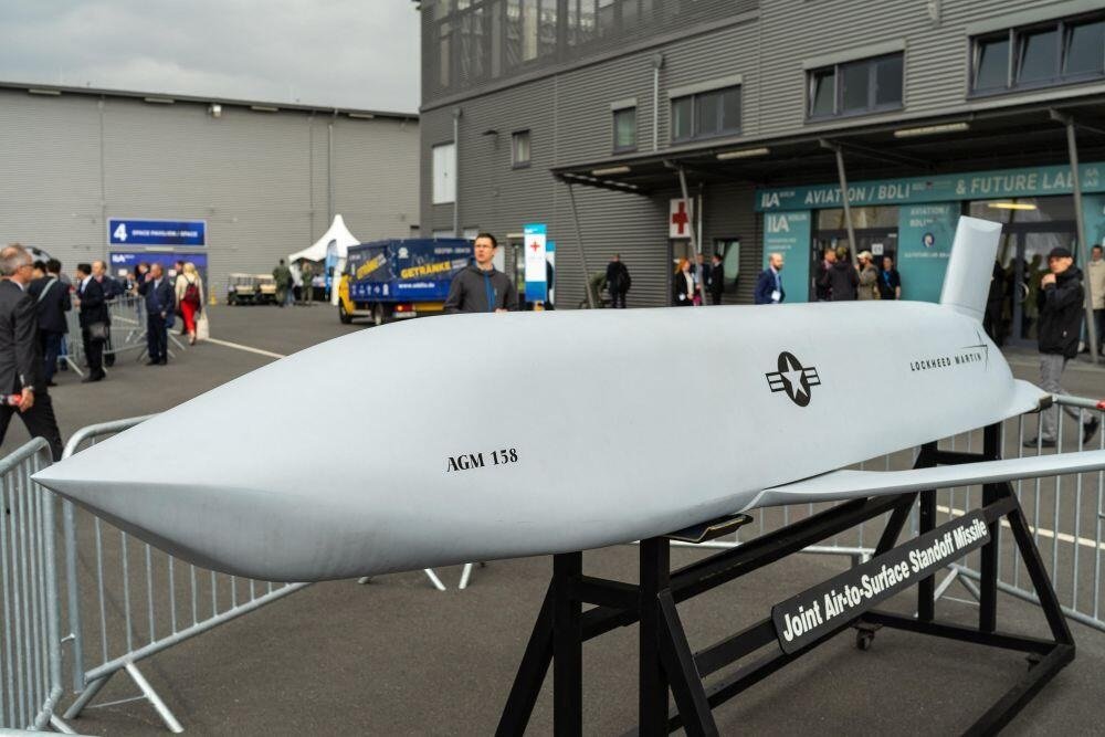 U.S. Air Force Selects GE-Kratos F143 Engine as Second Engine Source for JASSM Missile