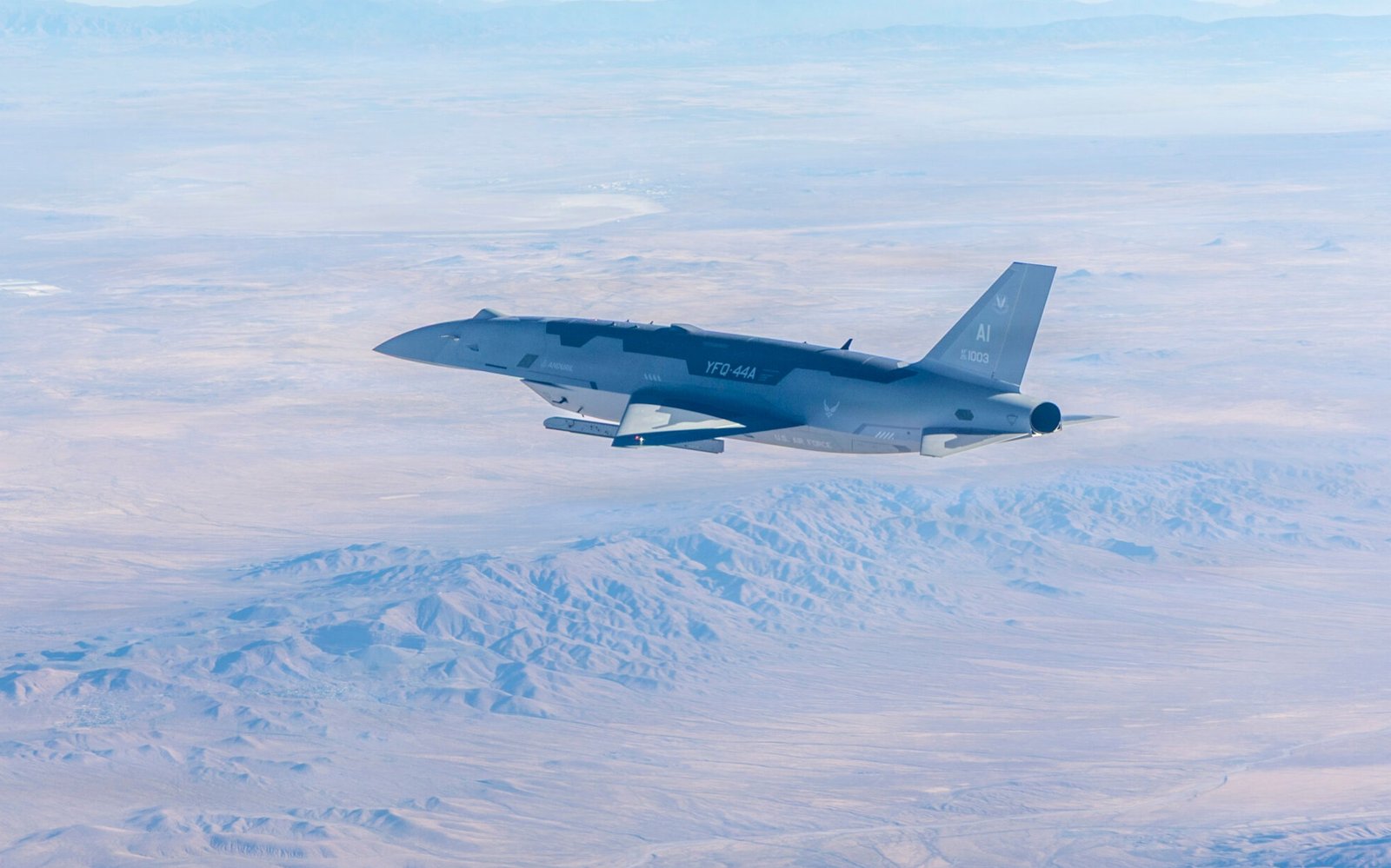 U.S. Air Force Tests F-22 Raptor&rsquo;s In-Flight Control of YFQ-44A Fury Drone