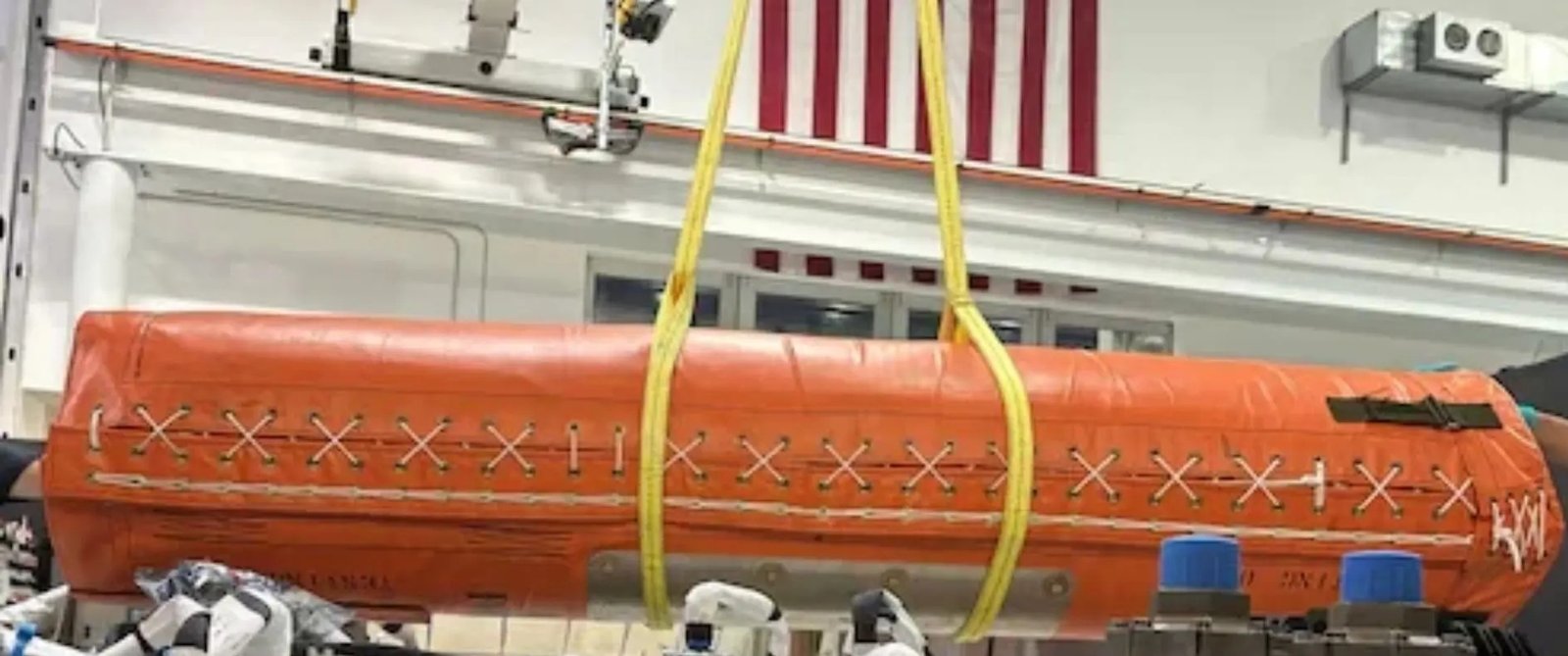 U.S. Air Force Tests SpaceX Starfall Capsule for Rapid Global Military Cargo Delivery