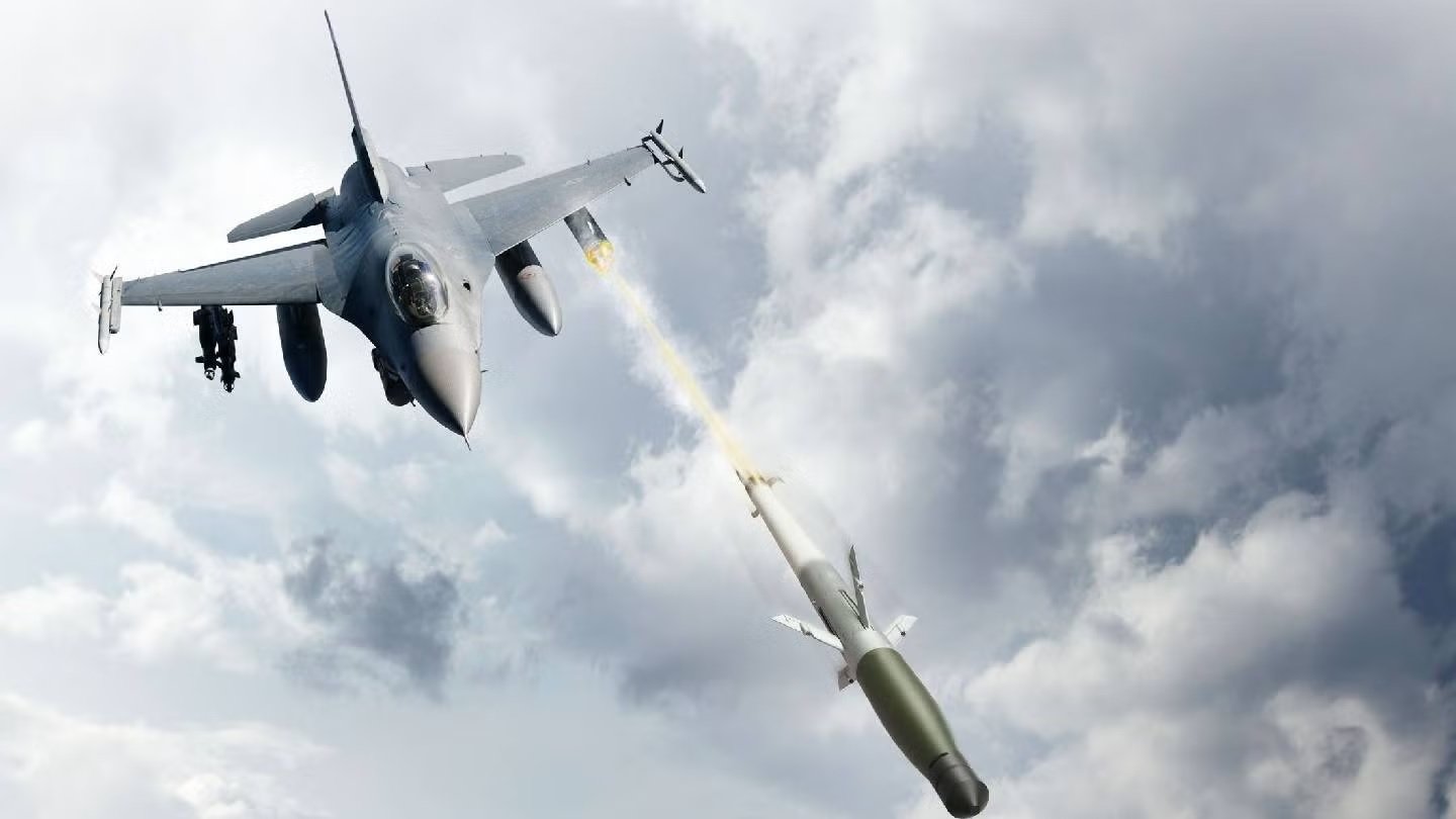 U.S. Approves Possible $364 Million Sale of 5,031 APKWS-II Air-to-Air Rockets to Italy