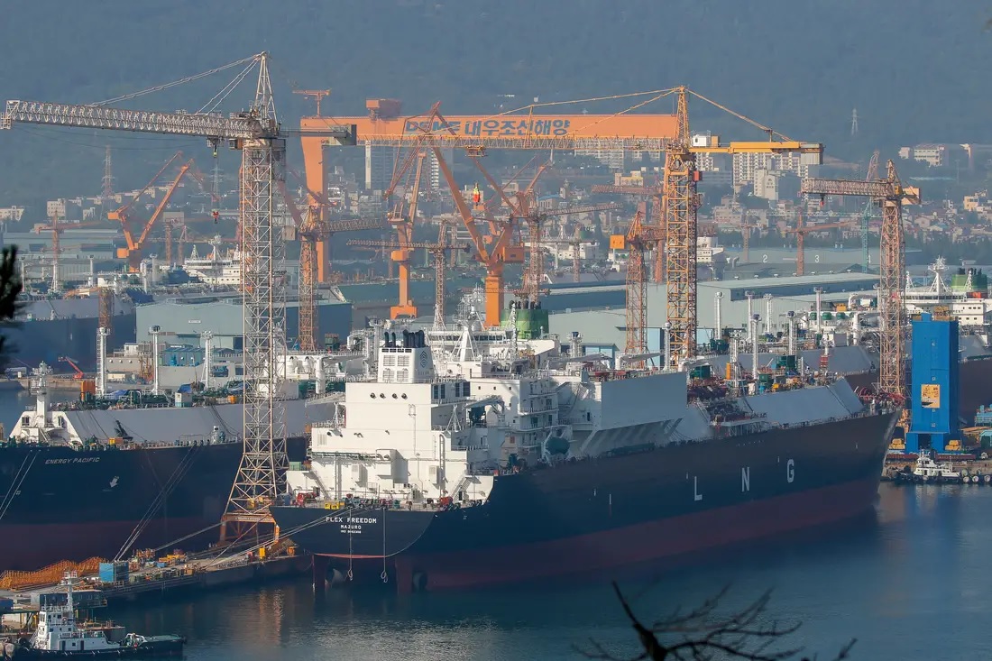 U.S. Navy Issues RFIs to South Korean Shipbuilders for Destroyers and Fleet Tankers