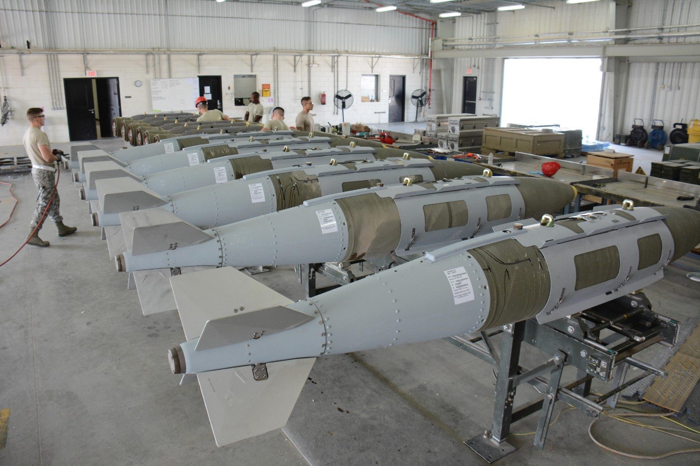 U.S. Plans $2.8 Billion Sale of 40,000 Heavy Bombs and 20,000 I-2000 Penetrator Warheads to Israel