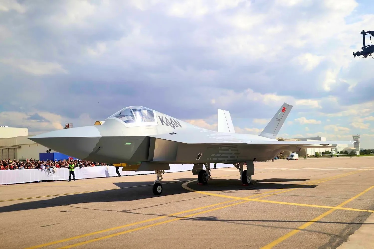 Pakistan Eyes Domestic Production of Turkey's TAI Kaan Stealth Fighter After Securing J-35 Jets from China