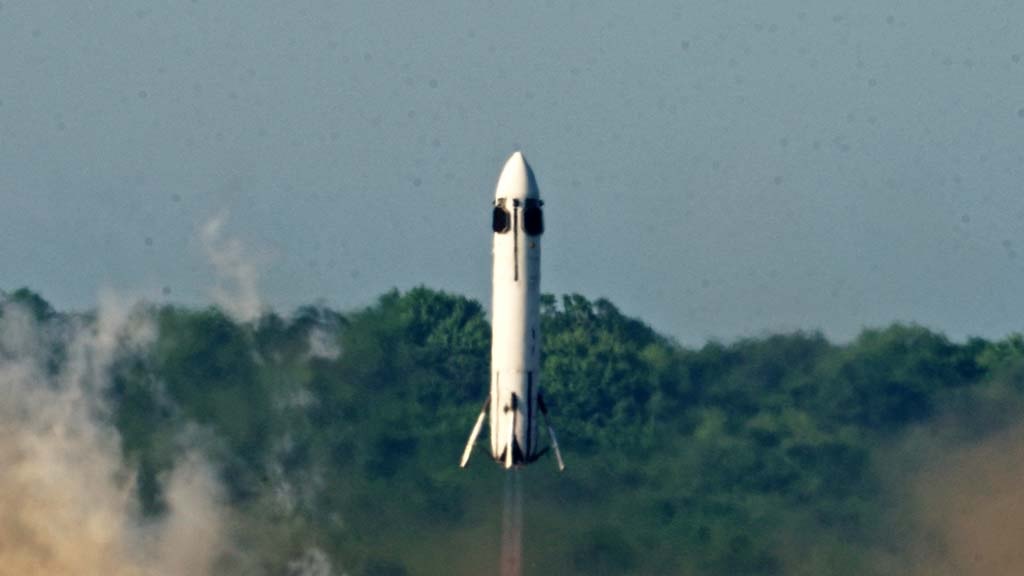 Honda Enters the Space Race: Successfully Tests In-House Reusable Rocket, Reaches 300 Meters
