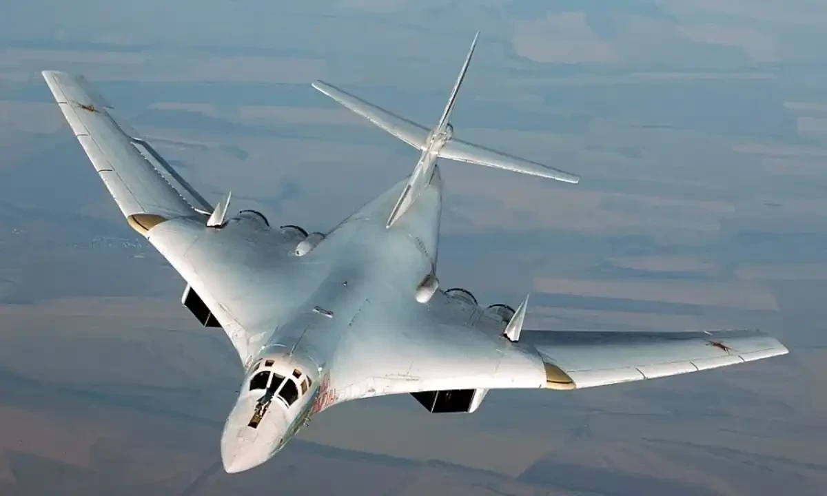 India Reportedly Exploring Russian Offer to Lease6 to 8  Tu-160M Strategic Bombers