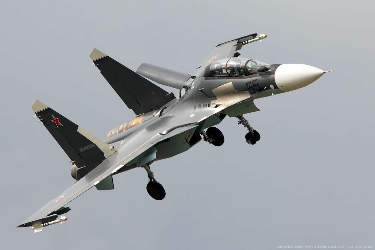 Iran Signs Contract for 12 Second-Hand Su-30SM2 Fighters from Russia