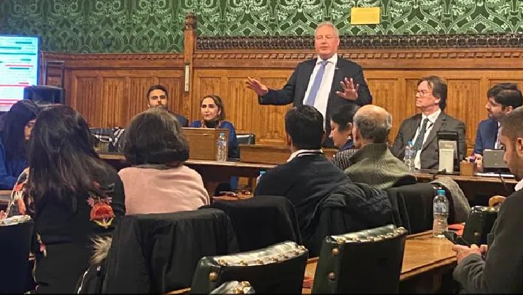 British MPs Table Motion to Mark 34th Anniversary of 'Genocide' of Kashmiri Pandits in J-K