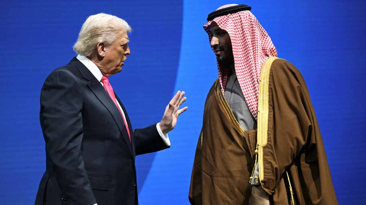 Saudi Arabia Halts U.S. Military Access, Forcing Pause of Project Freedom in Strait of Hormuz