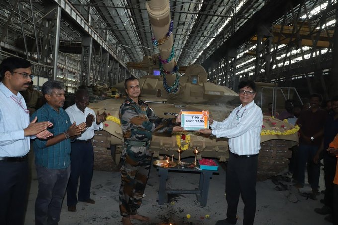 AVNL Delivers 1000th T-90(IM) Tank to Indian Army