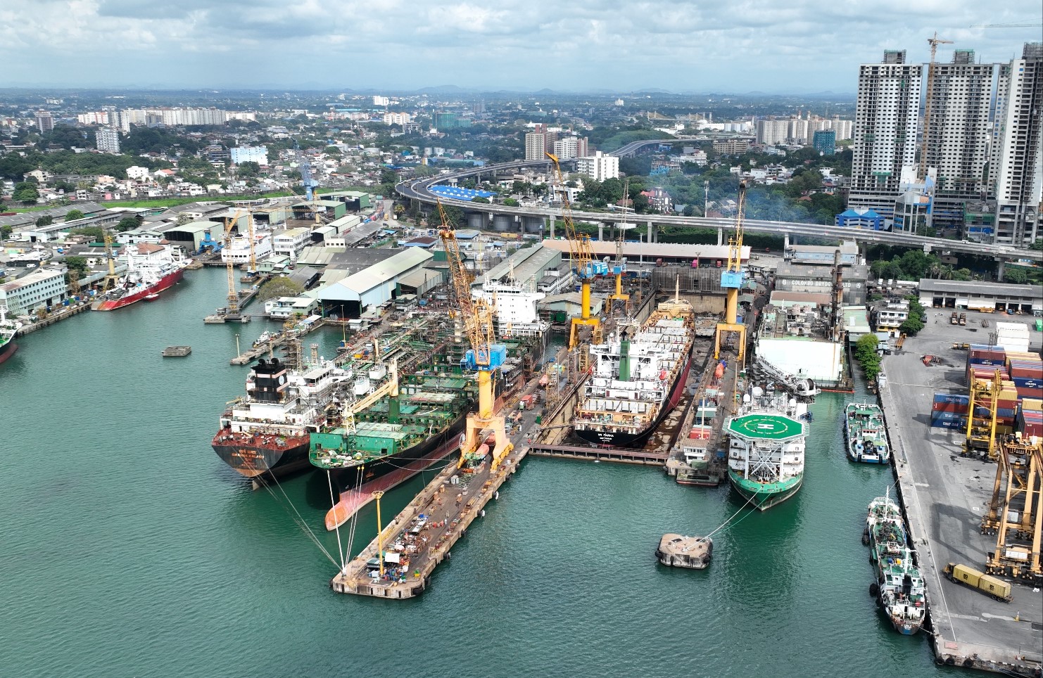 Mazagon Dock Acquires 51% Stake in Colombo Dockyard for $26.8 Million