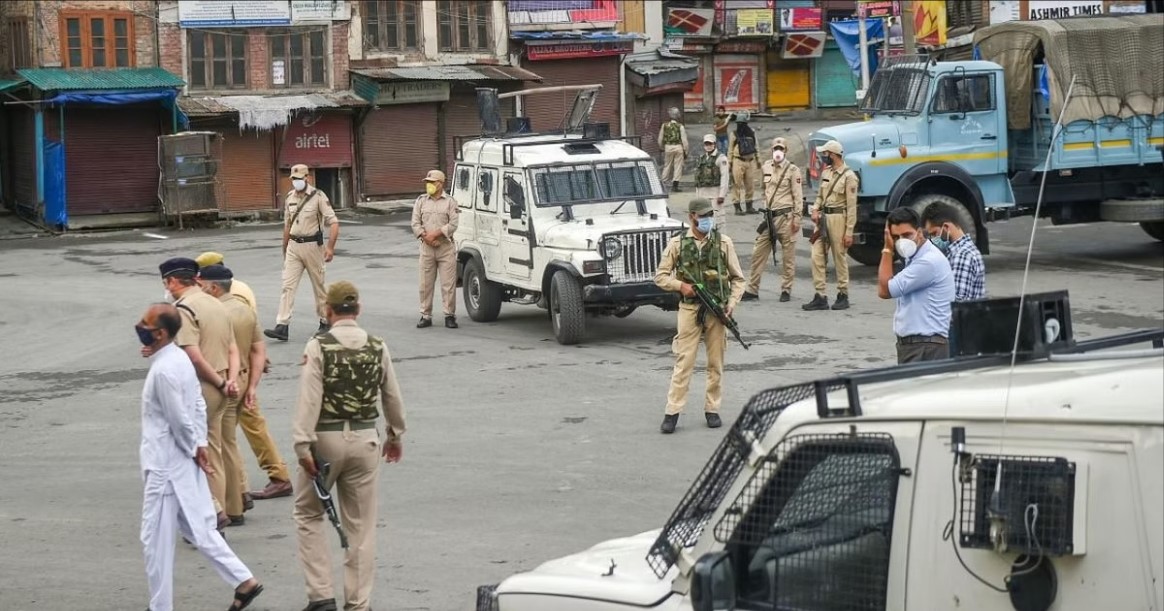  J&K Police Announces ₹1 lakh to ₹5 lakh Cash Rewards For Reporting Anti-National Activities