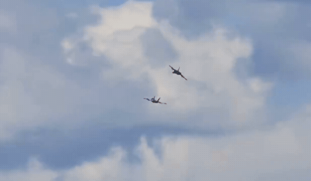 Two U.S. Navy EA-18G Growlers Collide Mid-Air During Gunfighter Skies Air Show at Mountain Home Air Force Base