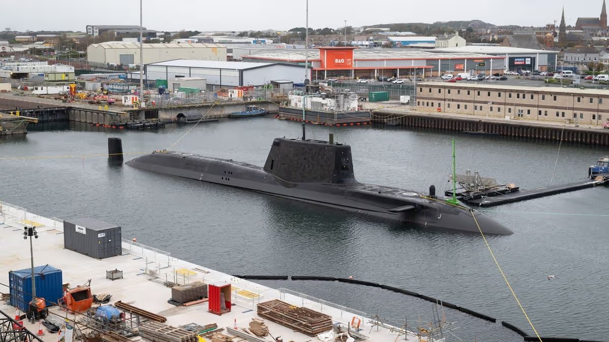 UK Left Without Active Attack Submarines as Entire Astute-Class Fleet Remains Stuck in Port