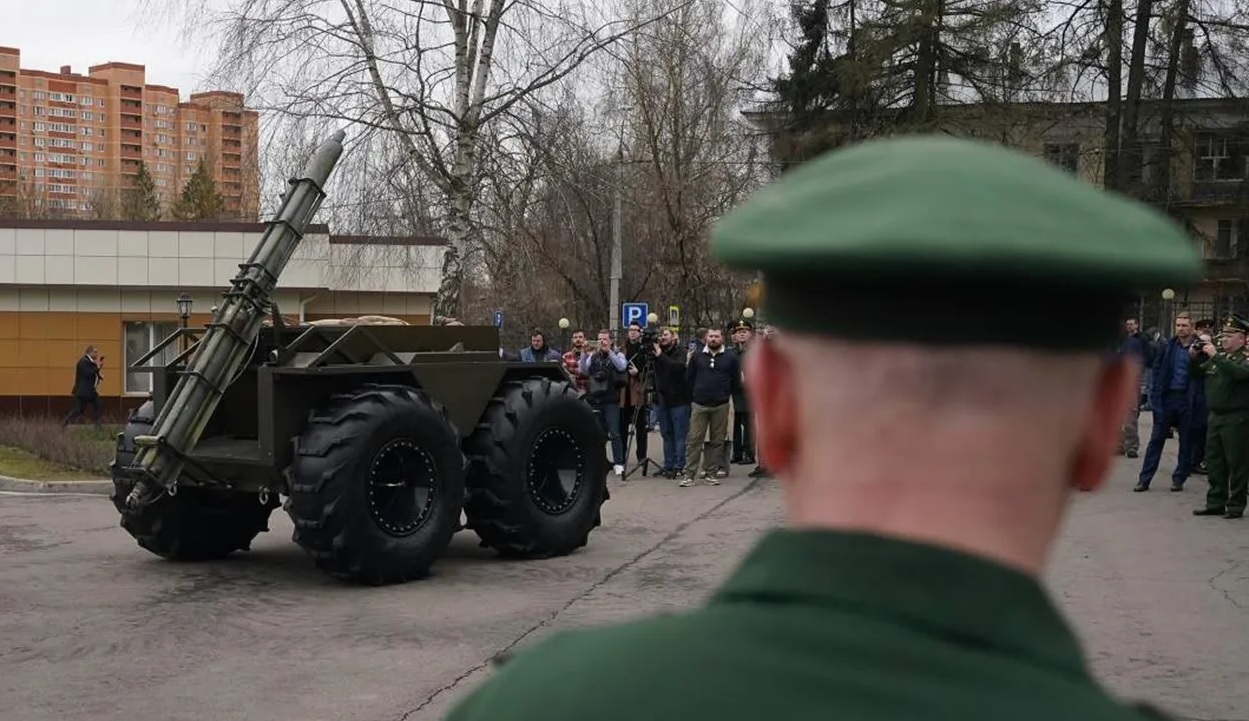 Russian Drone Misfire at Demo Sparks Fresh Concerns Over Robotic Reliability