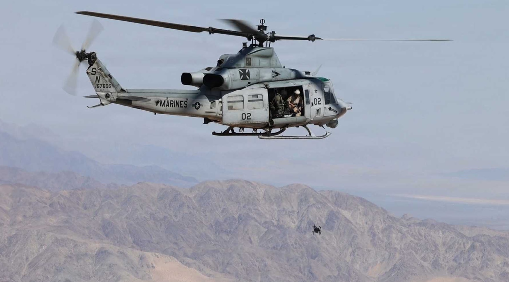 U.S. Marine Corps Demonstrates UH-1Y Venom Control of FPV Drones in Airborne Combat Test