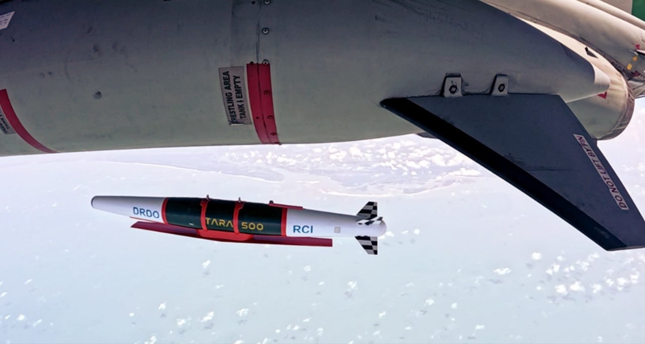 DRDO, Indian Air Force Successfully Test Indigenous TARA Precision Glide Weapon from Su-30 MKI