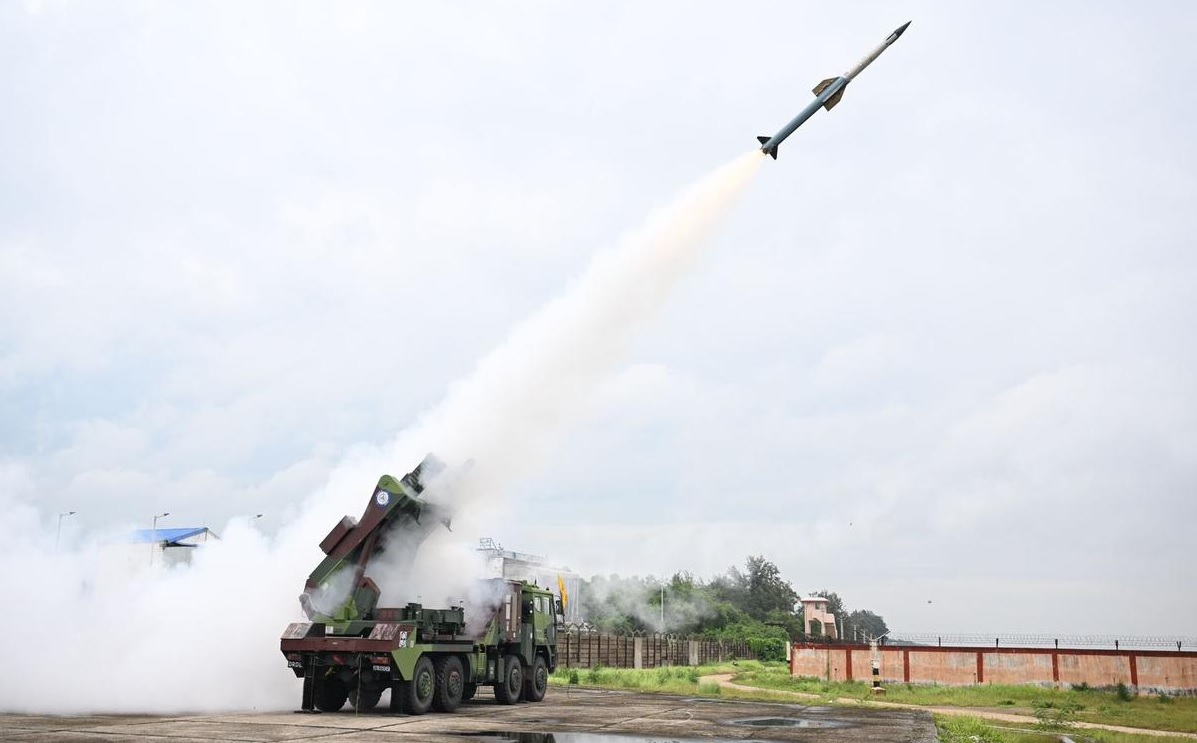 DRDO Conducts Maiden Flight Test of Integrated Air Defence Weapon System