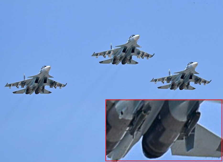Armenian Air Force Su-30SM Fighters Spotted with Iranian-Made Yasin Glide Bombs