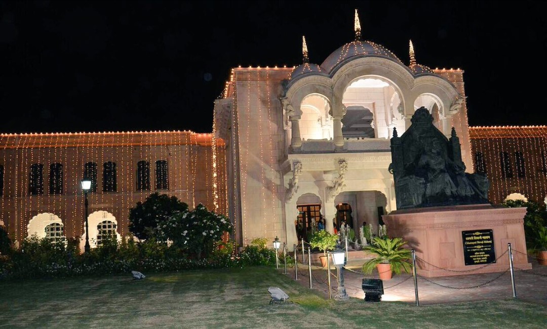  Maharashtra Makes History: Establishing 'Maharashtra Bhavan' as a Tourist Facility in Jammu and Kashmir