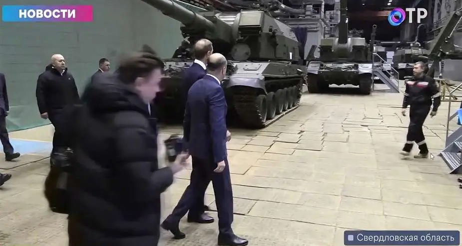 Russia Launches Massive Production of New 2S35 Howitzers In Response to Artillery Setbacks in Ukraine