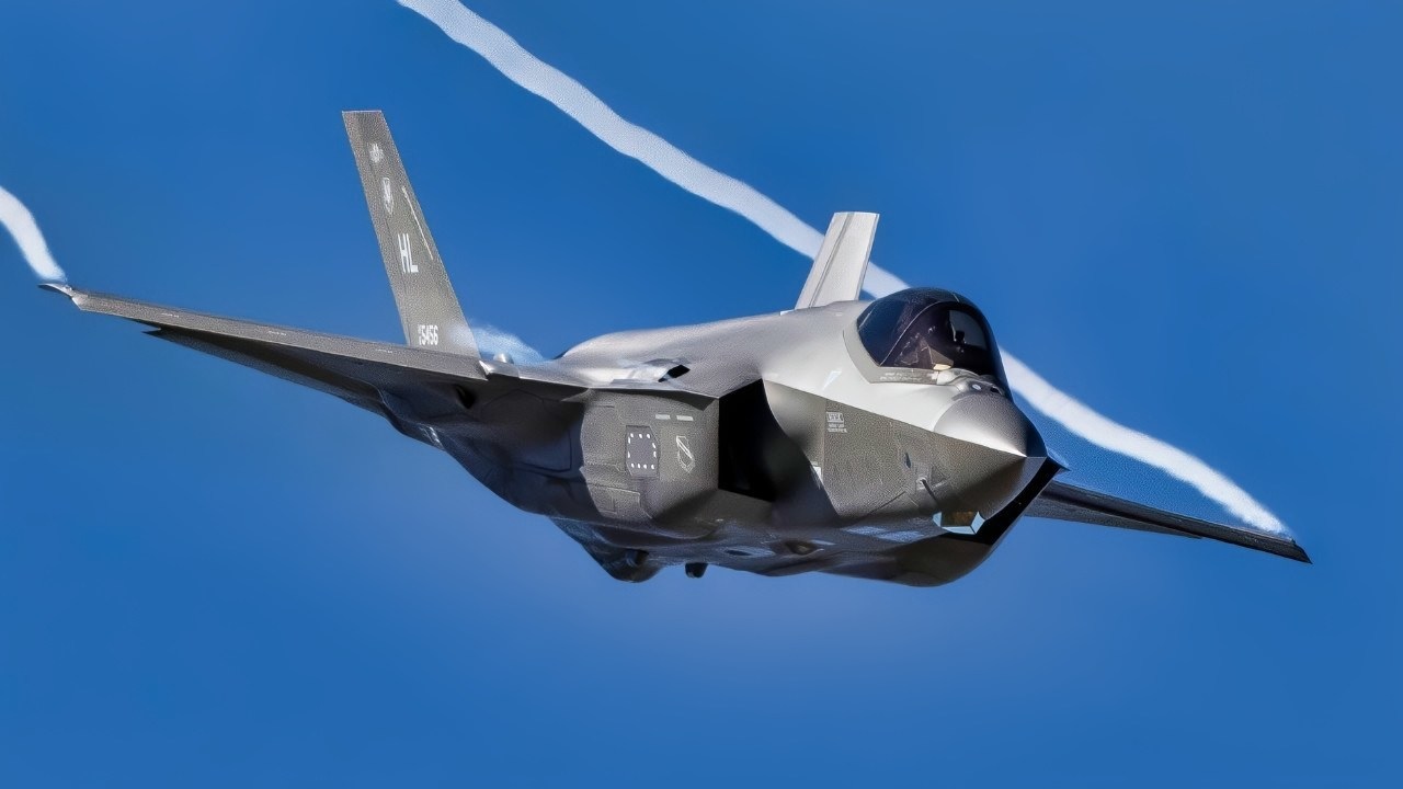 Australian Air Force and US Air Force Conduct First Joint F-35A Weapon Fill Measurement Vehicle Flight Test