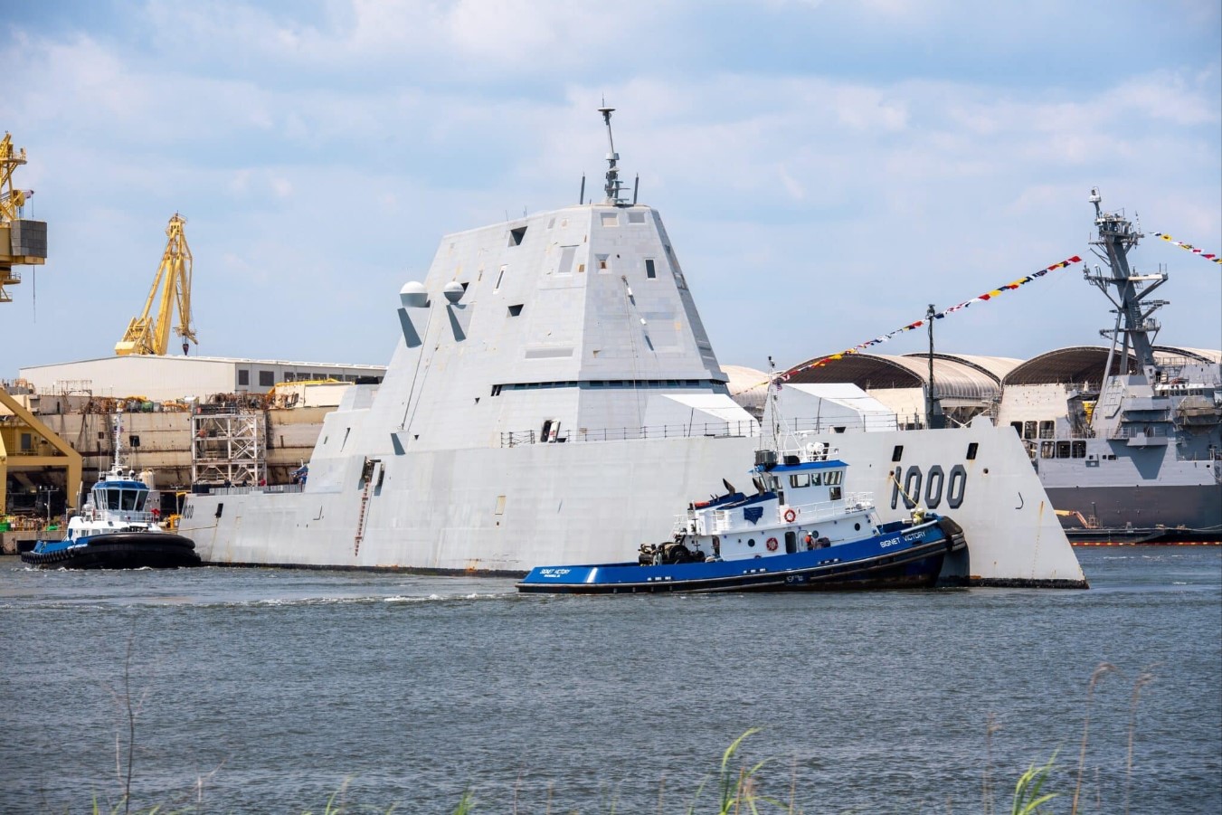 Fire Aboard USS Zumwalt (DDG-1000) Injures Three Sailors During Hypersonic Upgrade